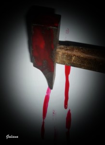 Un martillo en la pared