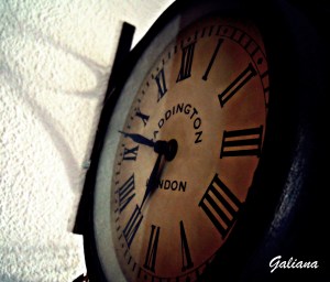 próxima salida londres solo reloj